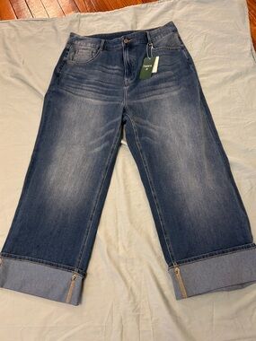 HALARA Dark Blue Straight-Leg Jeans with Cuffed Hem